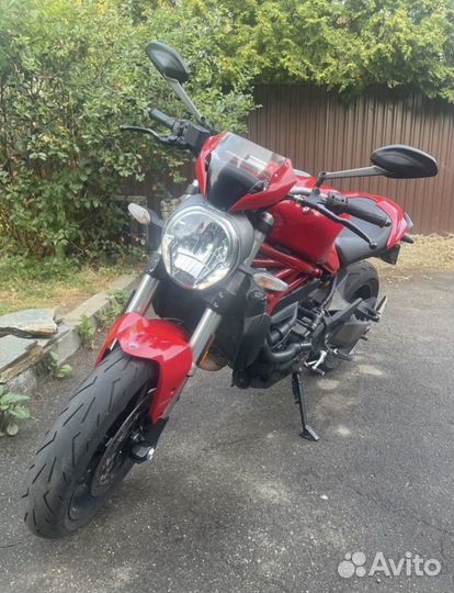 Ducati Monster 821