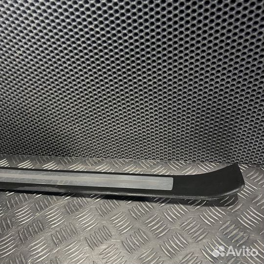 Накладка порога (внутренняя) Audi A4