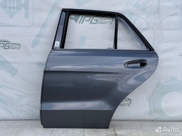 Дверь задняя левая Mercedes-Benz Gle W166