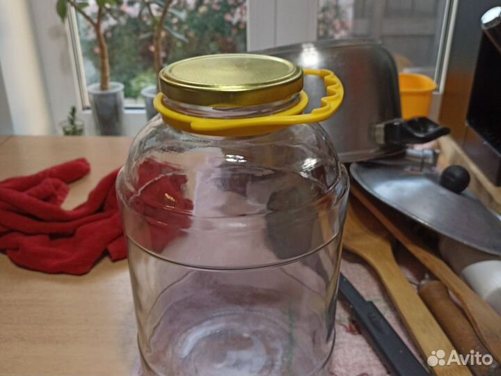 Банки стеклянные 3 литра винтовые