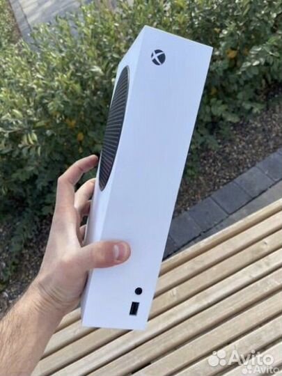 Xbox series s 512gb (Арабская версия)