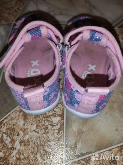 Босоножки для девочки