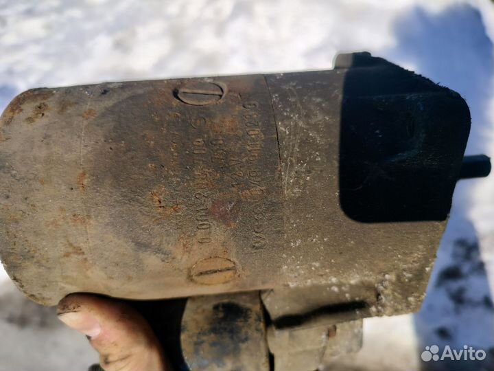 Стартер Audi 100 c3