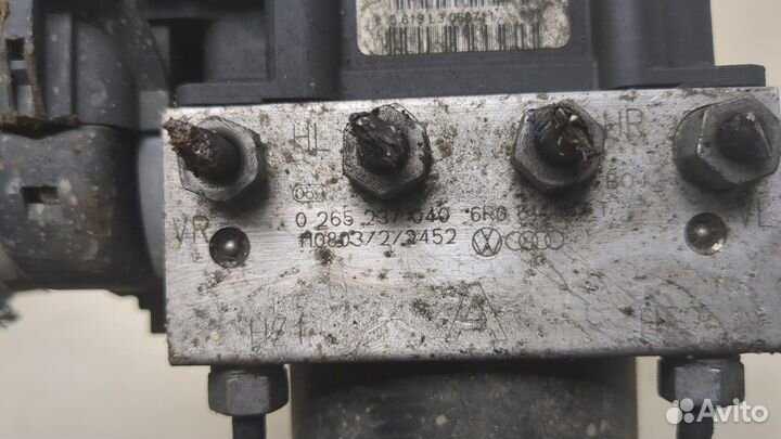 Блок абс, насос Seat Ibiza 4, 2011