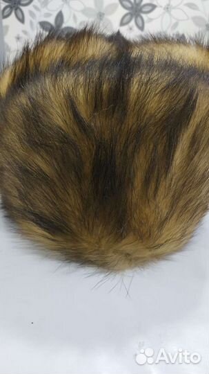 Мужская шапка и женская