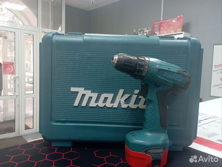 Шуруповерт makita 6281d