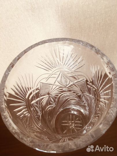 Ваза для цветов хрустальная