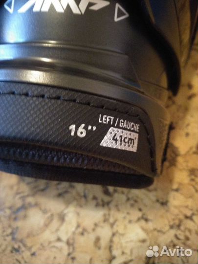 Наколенники Bauer supreme M5 pro S23 Sr 16