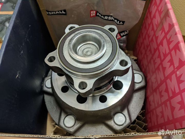 Ступица M8137085