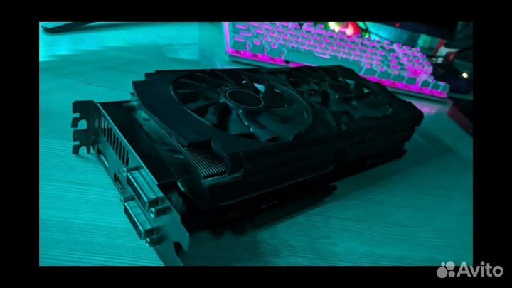 Видеокарта r9 390 8gb