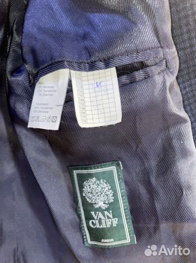 Пиджак на мальчика 128