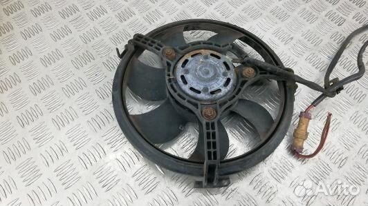 Вентилятор радиатора audi A4 B5 (8SE18KF01)