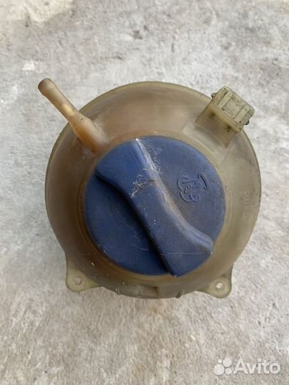 Расширительный бачок VAG 1H0121407