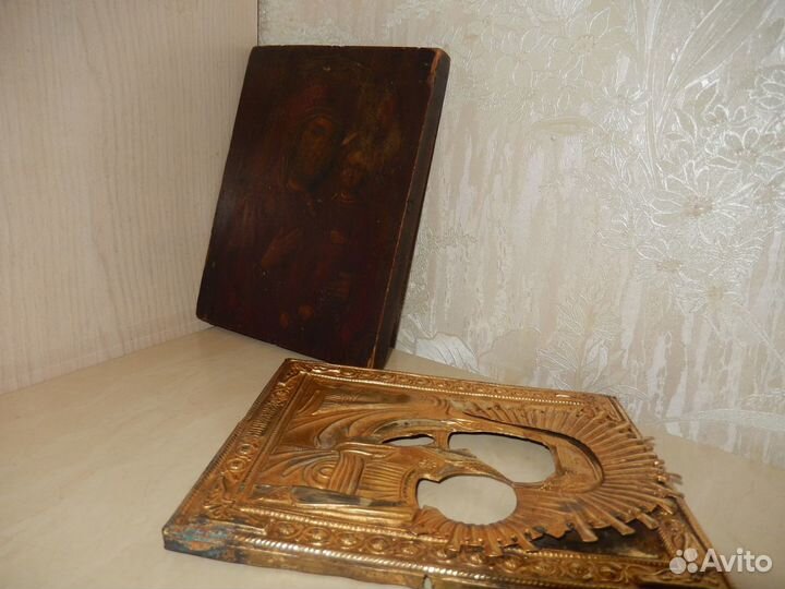 Старинная икона, оклад фабрики В. С. Крестьянинова