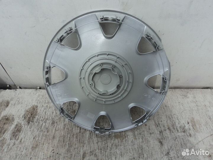 Колпак колеса Volkswagen R16 VAG 1C0601147K