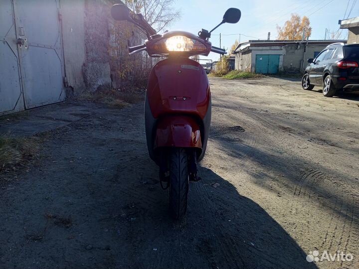 Скутер Honda Tact AF51