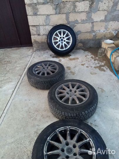 Литые диски +шины r15
