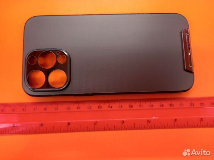 33885 Металлический чехол-подставка для iPhone 13