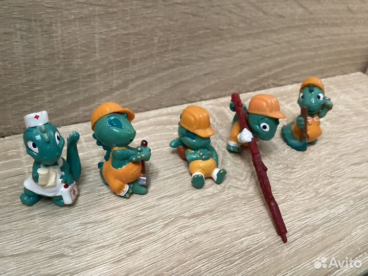 Игрушки из киндера Бегемоты львы драконы гномы