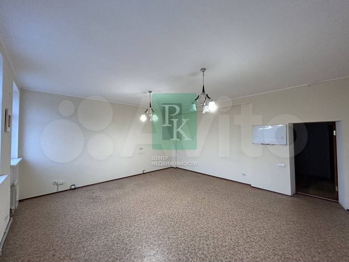 Офис 33,3 м2 с парковкой на Ковпака