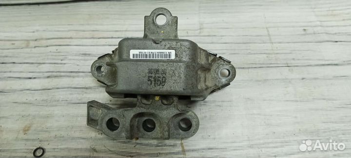 Опора двигателя правая для Opel Mokka