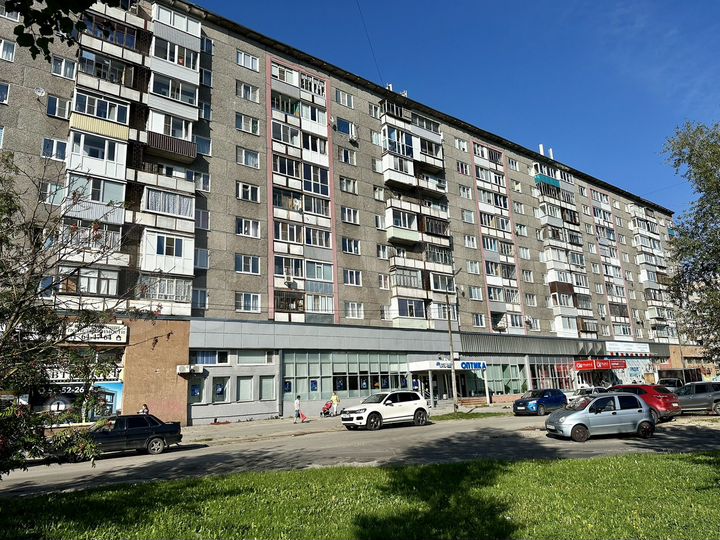 2-к. квартира, 43,2 м², 8/10 эт.