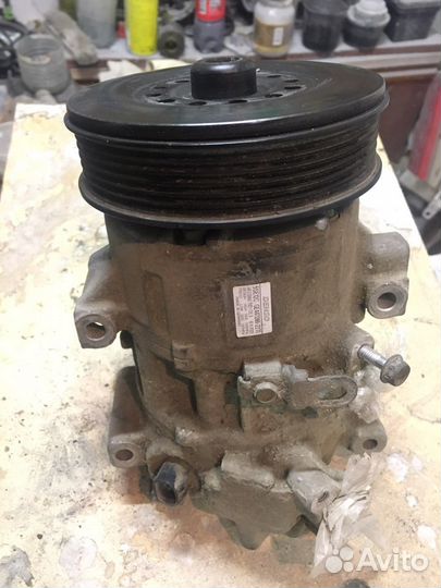 Компрессор кондиционера Corolla