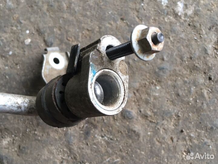 Toyota highlander Трубка