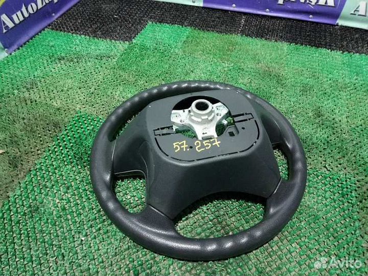 Рулевое колесо Toyota Hilux