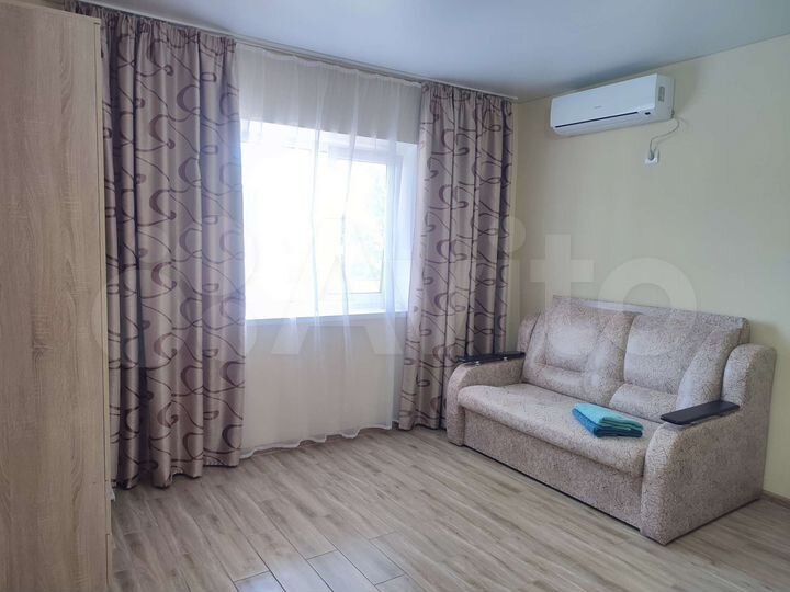 Комната 50 м², 1/2 эт.