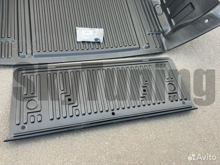 Вкладыш кузова Nissan Navara