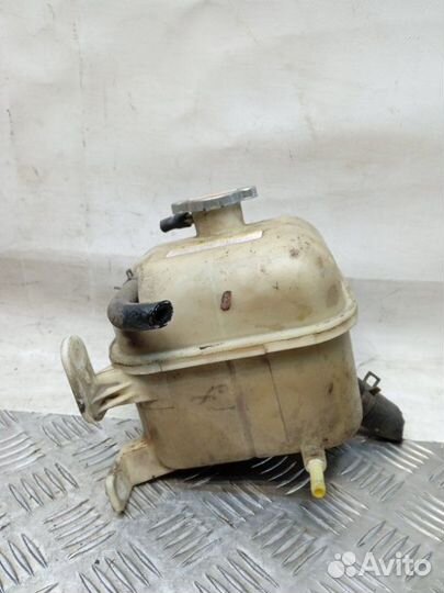 Бачок расширительный Kia Sportage внедорожник 2.0