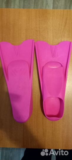 Ласты розовые