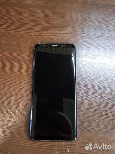 Samsung Galaxy S9, 4/64 ГБ