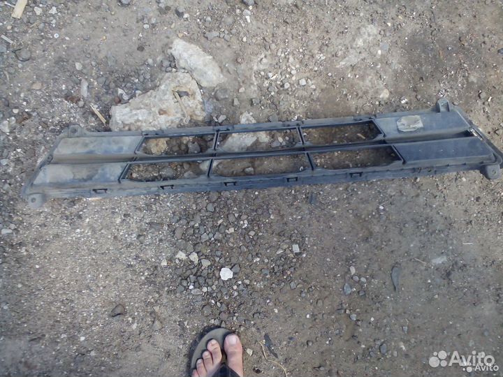 Решетка нижняя в бампер Hyundai Solaris рестайлинг