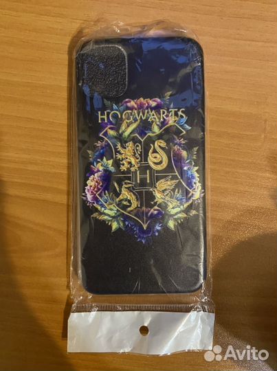 Чехол на iPhone 11