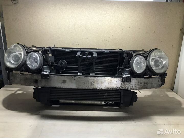 Панель передняя передний Mercedes E-Class W211