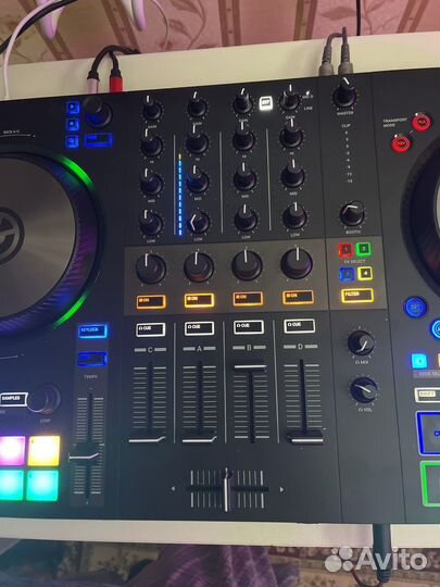 Dj контролер Traktor kontrol s3