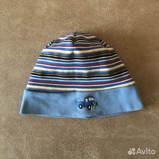 Тонкая шапочка шапка