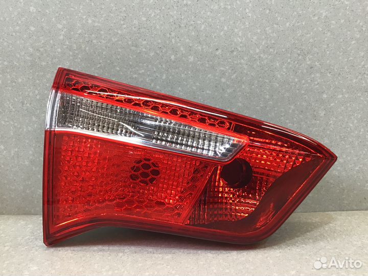 Фонарь задний внутренний левый Kia RIO 2011-2017