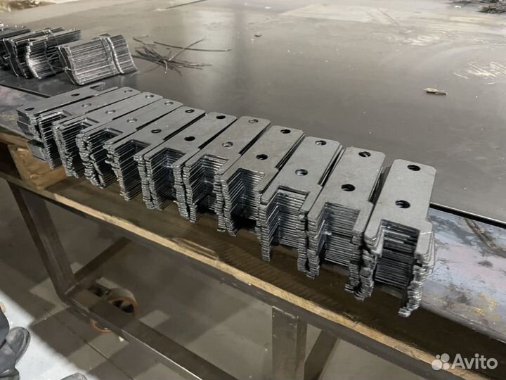 Лазерная резка листового металла Александр