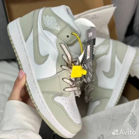 Кроссовки nike