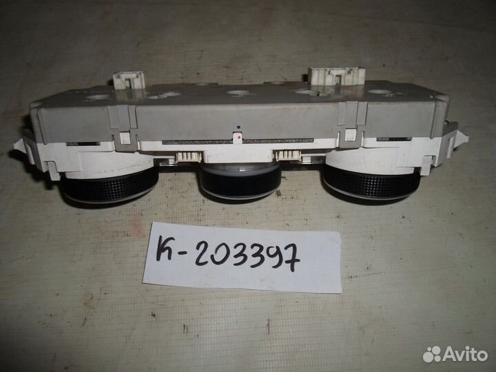 Блок управления климатом (Mazda 6)