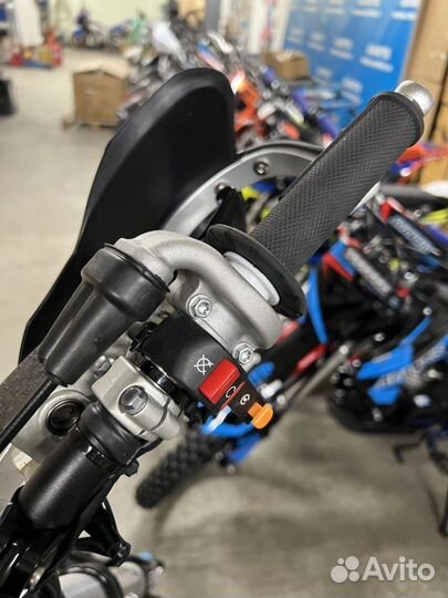 Мотоцикл Avantis Enduro PR250 EFI Exc. ARS птс
