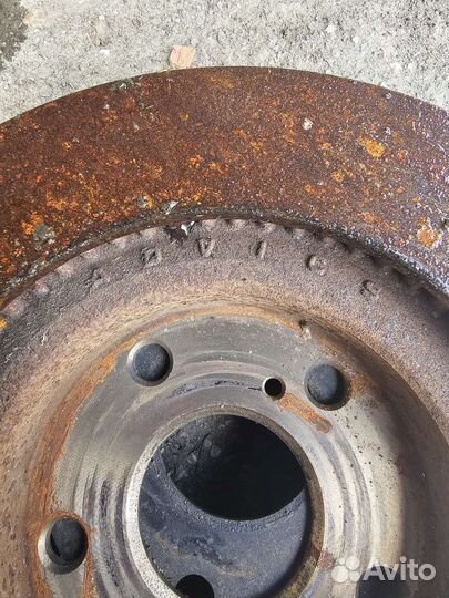 Тормозные диски передние Toyota Corolla 295 мм