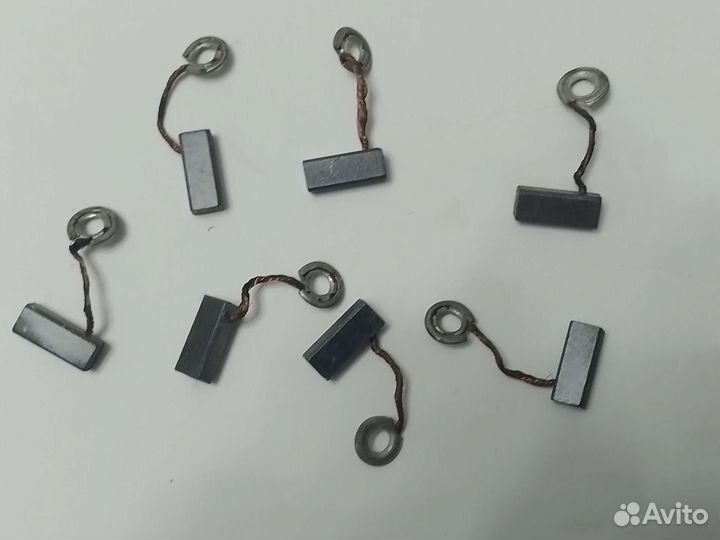 Щетки графитовые