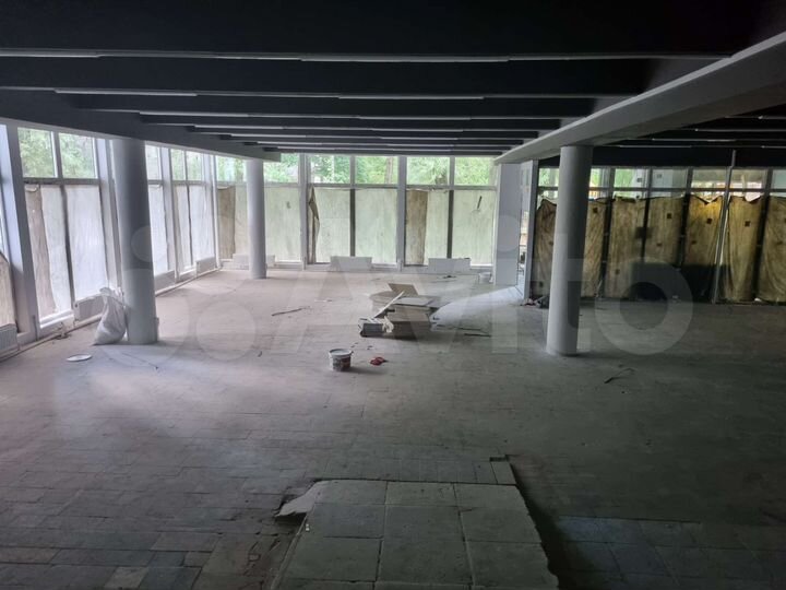 Торговая площадь Street retail, 90 м², 1 линия