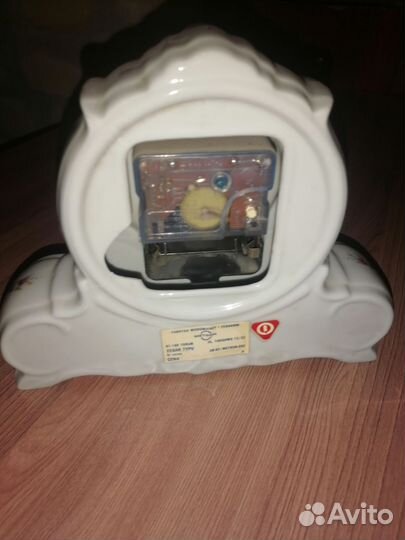 Настольные часы