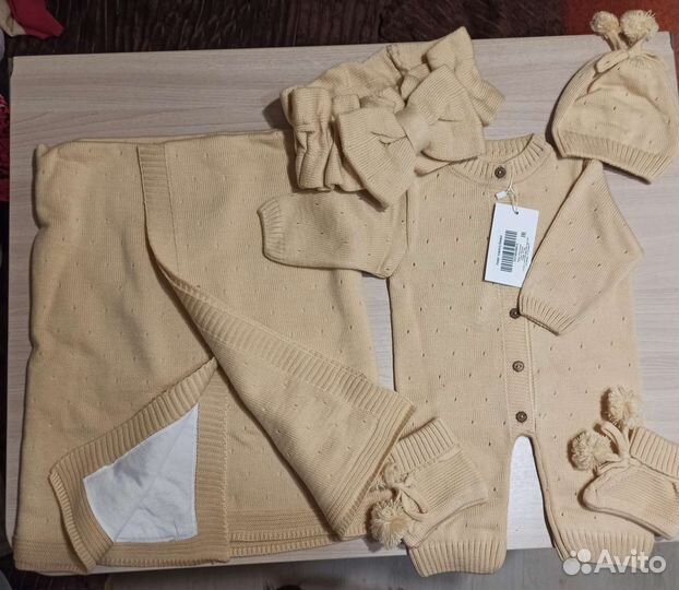 Комплект на выписку новый