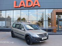 ВАЗ (LADA) Largus Cross 1.6 MT, 2016, 137 000 км, с пробегом, цена 990 000 руб.